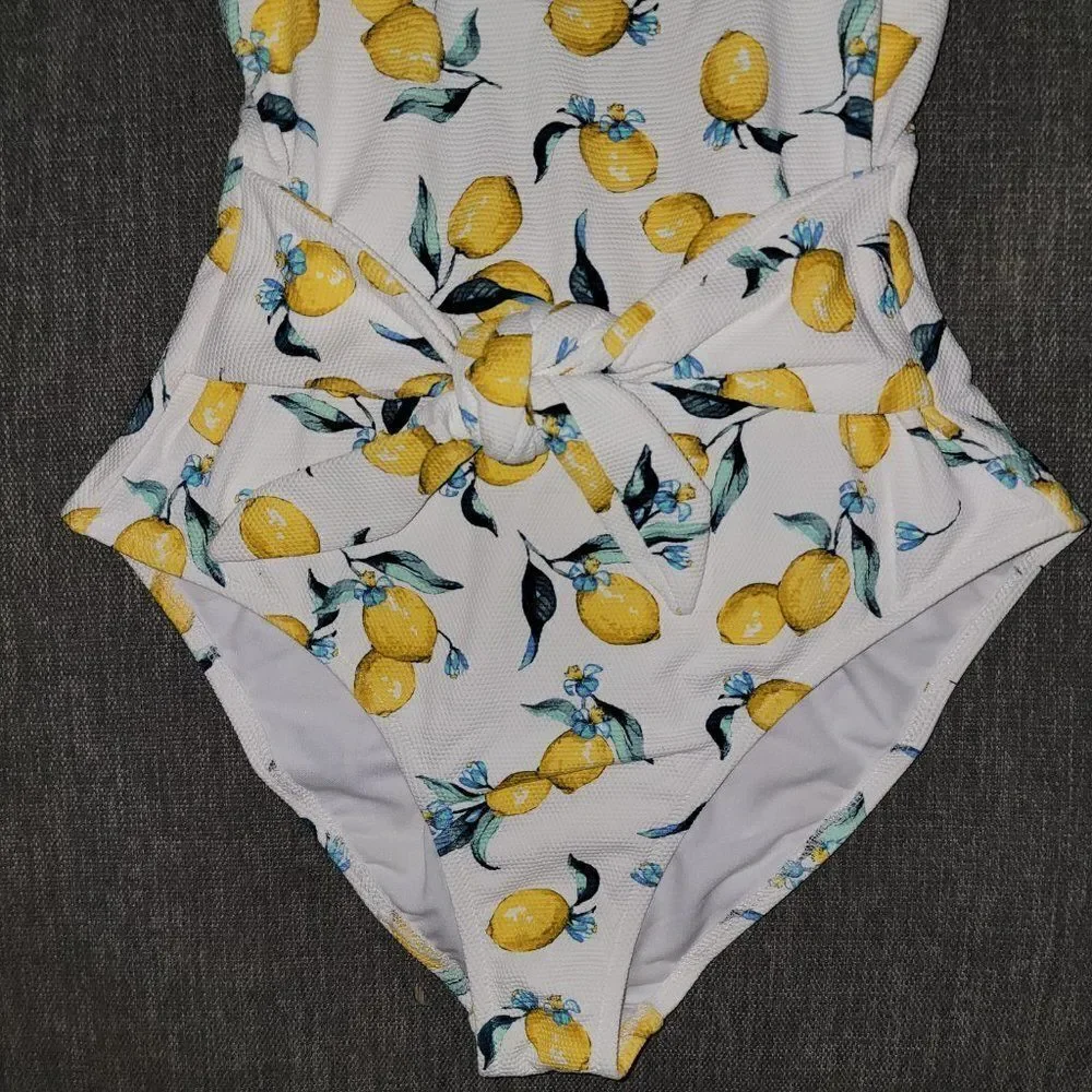 Jessica Simpson Women's Nice Lemons Printed Tie-Waist One-Piece Swimsuit…